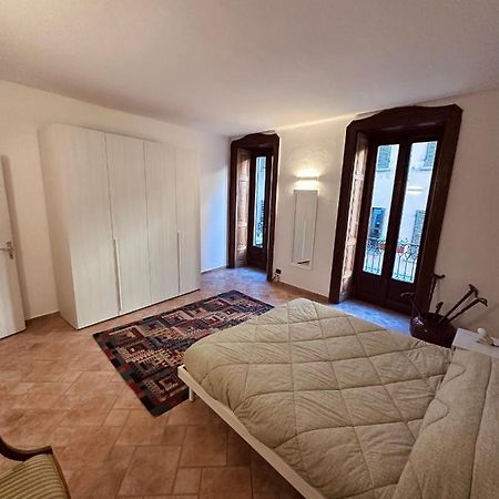 Ferienwohnung La Casa Del Corso Arona Exterior foto