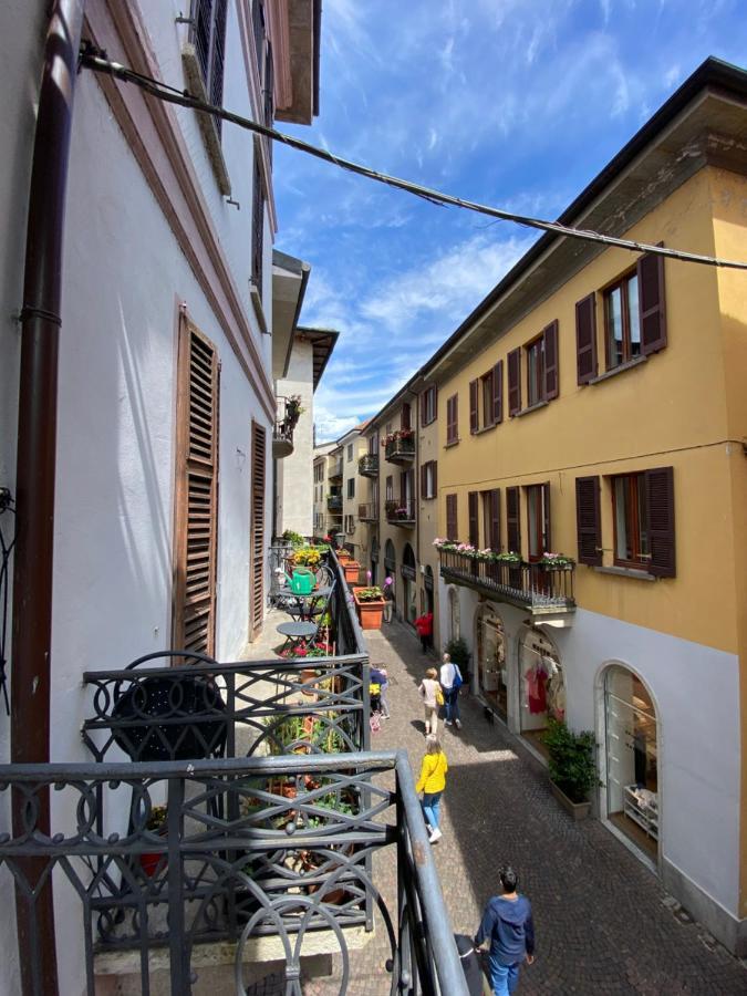 Ferienwohnung La Casa Del Corso Arona Exterior foto